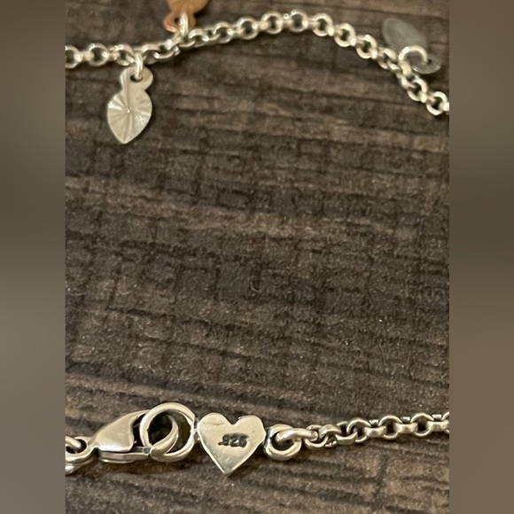 Three Color Leaf Necklace - Picture 4 of 4